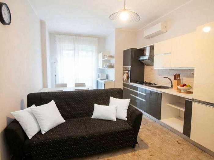 Appartamento trilocale in vendita in Via Giuseppe Garibaldi, Castellanza