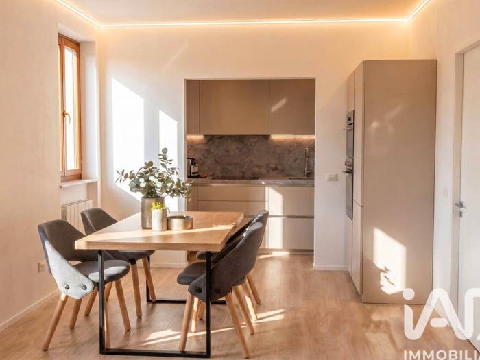 Appartamento trilocale in vendita in Via Trento, Pianello Vallesina, Monte Roberto