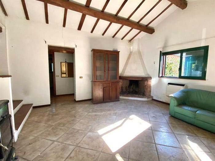 Casa quadrilocale in vendita in Via Rodi, Centro, Palestrina