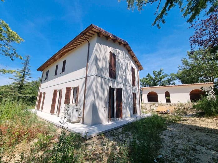 Casa con 6 locali in vendita in Contrada Cantagallo, Pollenza