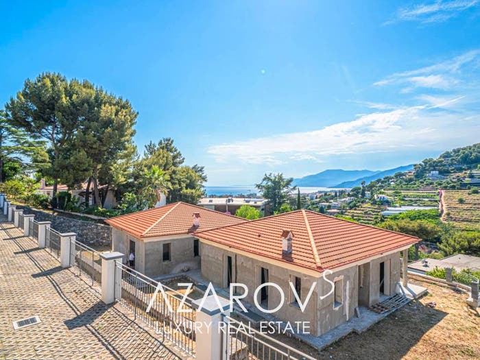 Casa trilocale in vendita in Via Coggiola, Zona Collinare, Bordighera