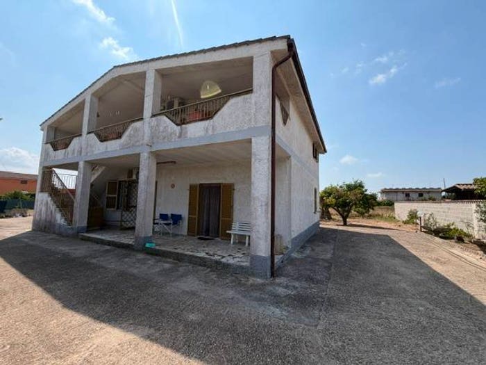 Casa quadrilocale in vendita in Campo di Carne Pantanelle, Aprilia
