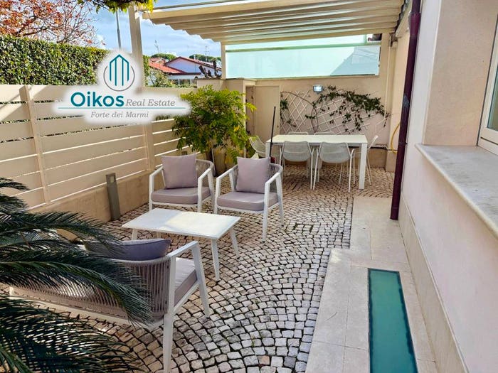 Casa con 6 locali in vendita in Via Piave, Centro, Forte dei Marmi