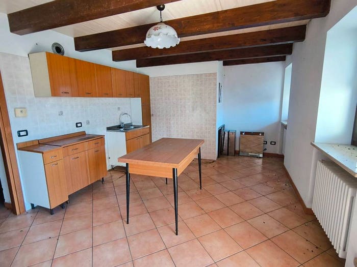 Casa con 5 locali in vendita in Via Giuseppe Garibaldi, Centro, Sala Biellese