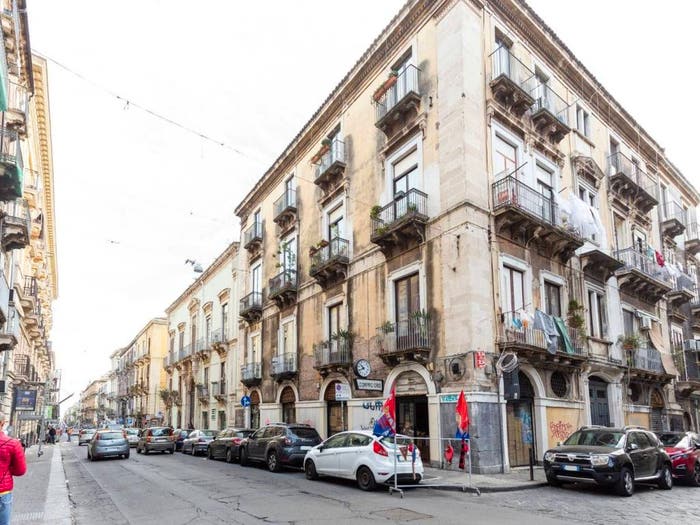 Appartamento quadrilocale in vendita in Via Santa Maria delle Grazie, Centro Storico, Catania