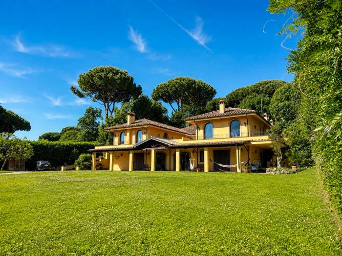 Casa con 6 locali in vendita in Strada D, Olgiata, Roma