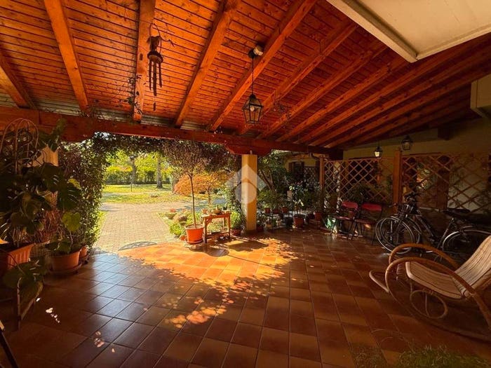 Casa quadrilocale in vendita in via mameli, Centro, Salzano