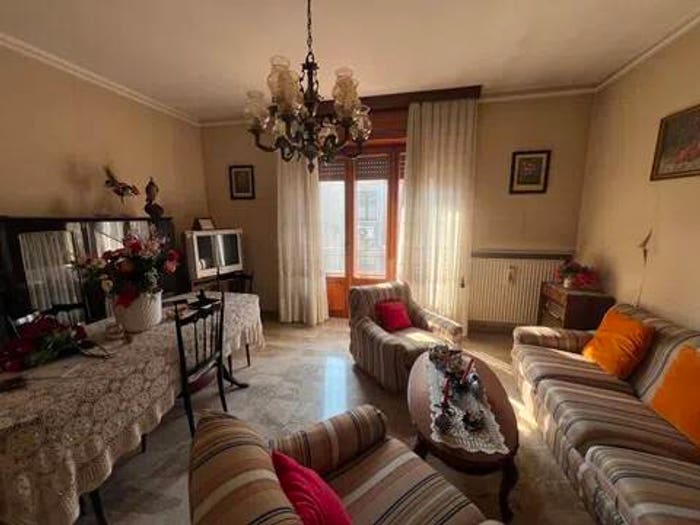 Appartamento trilocale in vendita in Centro, Ponte dell'Olio
