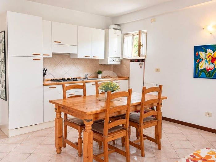 Appartamento bilocale in vendita in Via via campagnola, Centro, Bardolino