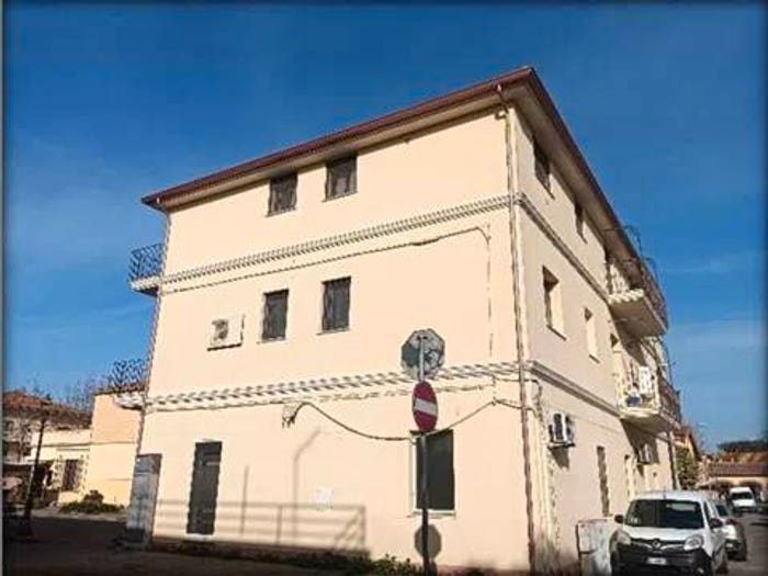 Appartamento trilocale in vendita in Via Romagna, Centro, Arborea