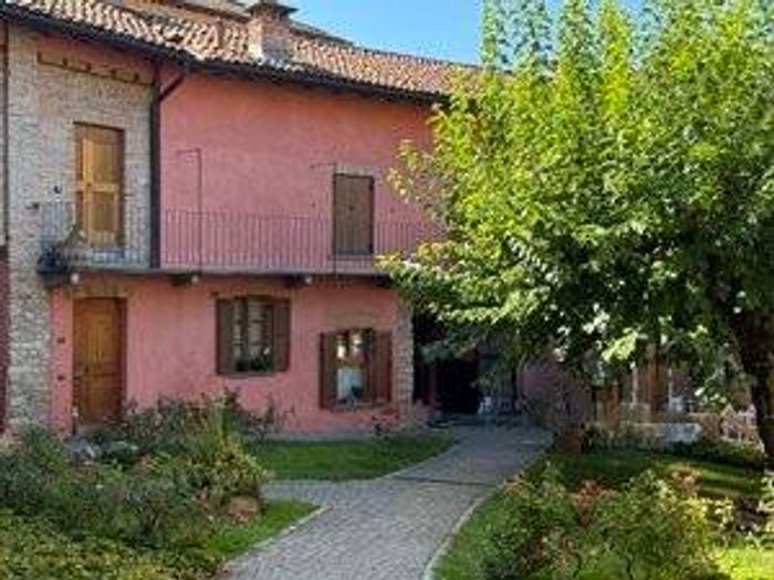 Appartamento trilocale in vendita in Via Carbonera, Cavallasca, San Fermo della Battaglia