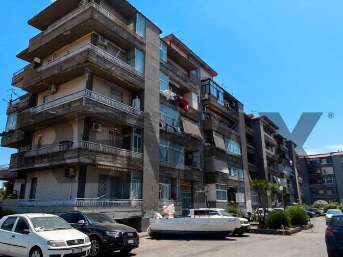 Appartamento quadrilocale in vendita in Via Delle Robinie, San Giorgio, Catania