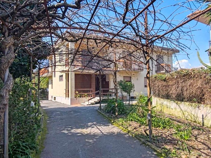 Casa con 6 locali in vendita in traversa Arena, Centro, Cava de' Tirreni