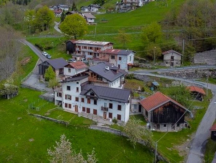Casa trilocale in vendita in Via Sarasin, Sarasin, Gosaldo