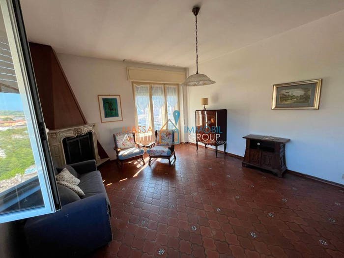 Appartamento con 5 locali in vendita in Via Giorgini G Battista, Centro, Massa