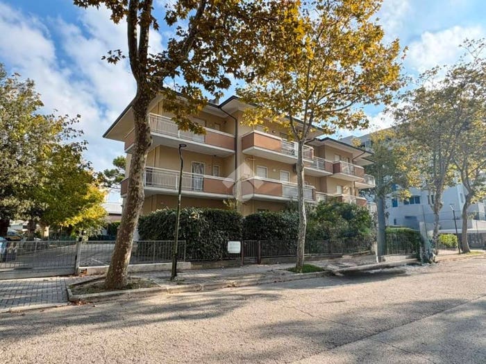 Appartamento trilocale in vendita in Viale gian lorenzo bernini, Valverde, Cesenatico