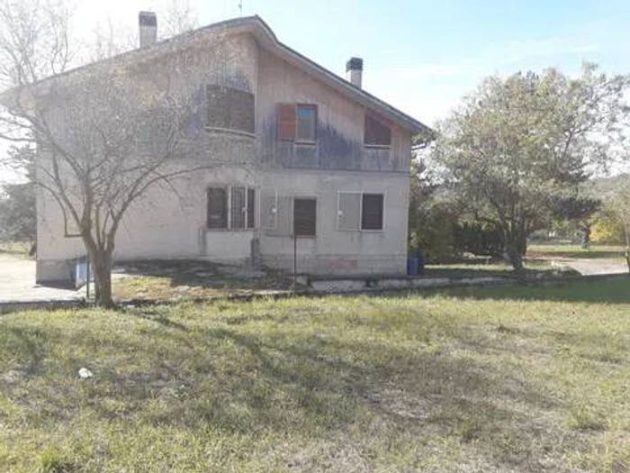 Casa con 6 locali in vendita in Strada Provinciale No Number, Massa D'Albe Corona, Massa d'Albe