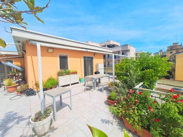 Appartamento con 5 locali in vendita in Via Tiengo, Ponticelli, Benevento