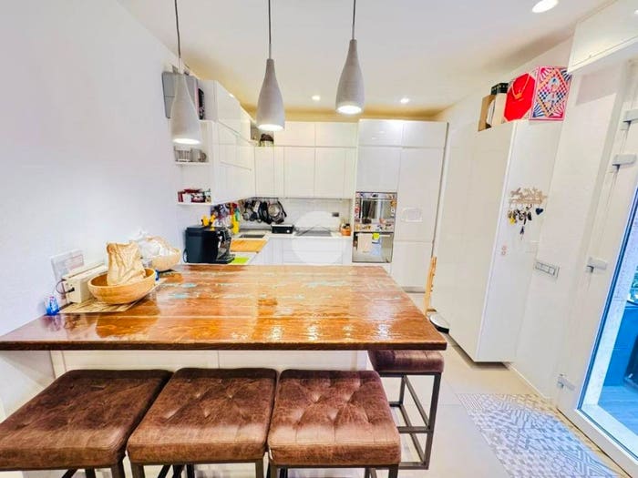 Appartamento con 5 locali in vendita in Via Genova, Centro, Sestri Levante