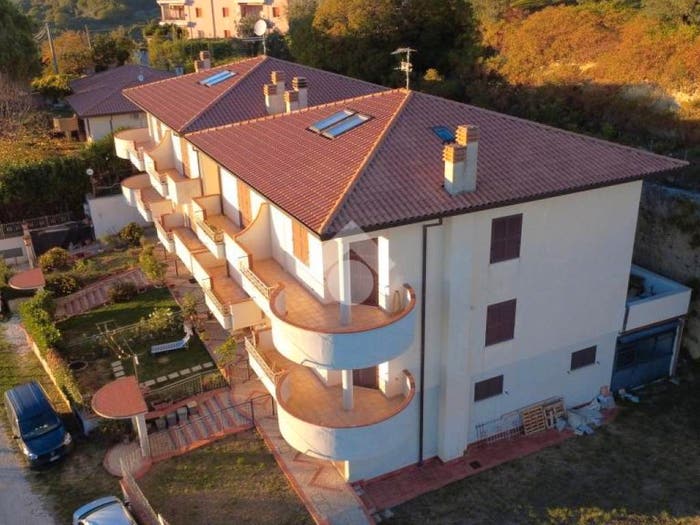 Appartamento quadrilocale in vendita in Via dell'oliveto, Castel San Pietro, Poggio Mirteto