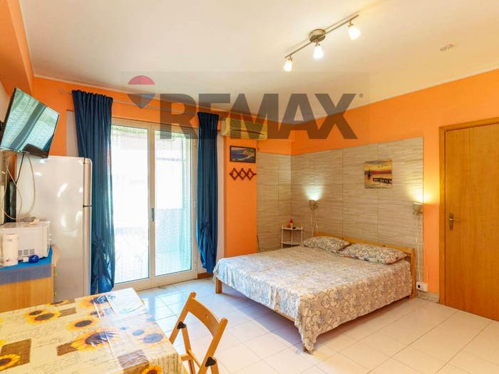 Appartamento monolocale in vendita in Via Spiaggia, Centro, Mascali