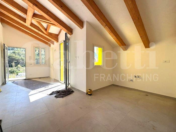 Casa bilocale in vendita in Via G Molineri, Molino Nuovo, Andora