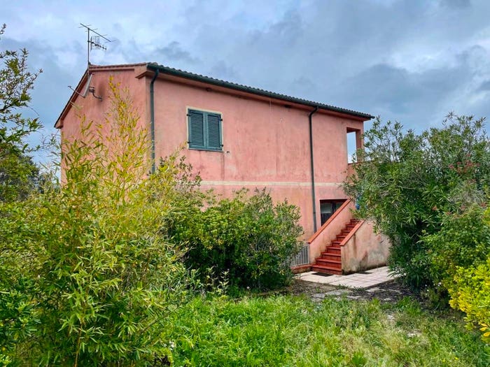Casa trilocale in vendita in Via Fabrello, Portoferraio