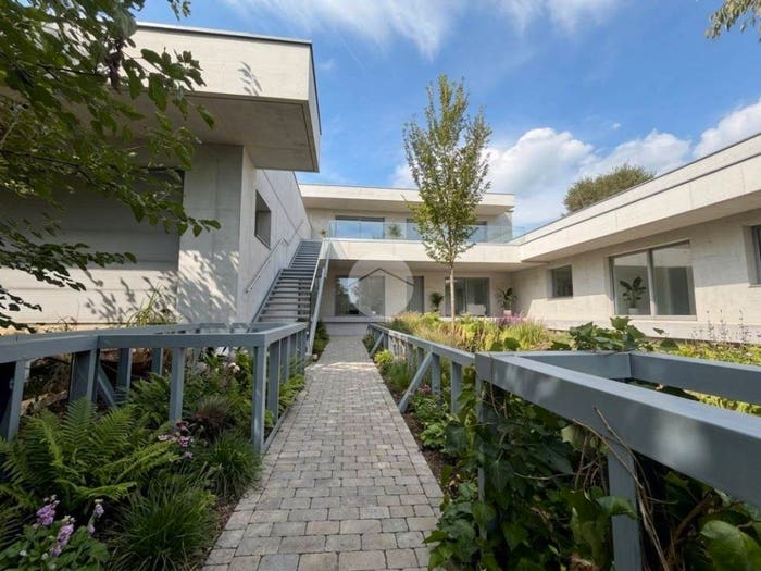 Casa con 5 locali in vendita in VIA ENRICO MATTEI, Bassano Bresciano