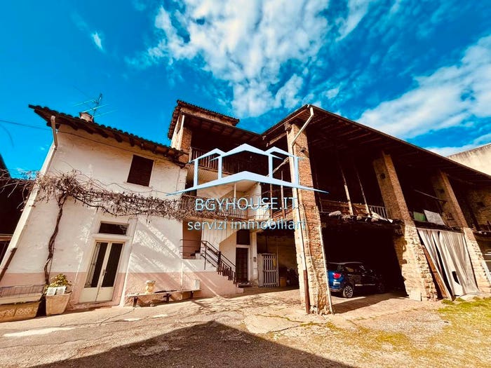 Casa in vendita in Via Rampinelli, Colognola, Bergamo
