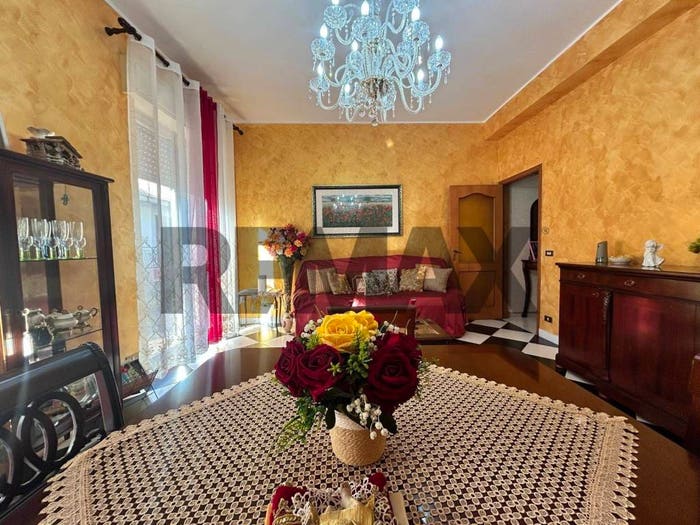 Casa quadrilocale in vendita in VIA FRANCESCO ACCOLLA, Floridia