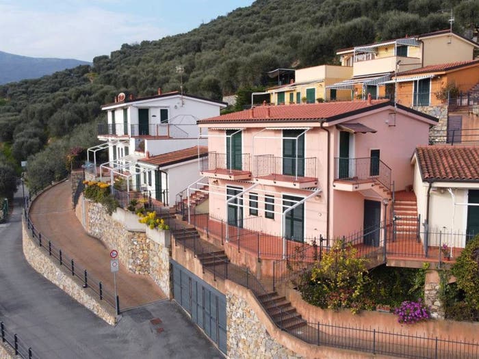 Appartamento bilocale in vendita in LOCALITA' MONTIN, Moltedo, Diano San Pietro