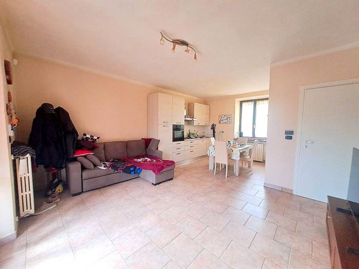 Appartamento trilocale in vendita in Via Nazionale, Abbadia Alpina, Pinerolo