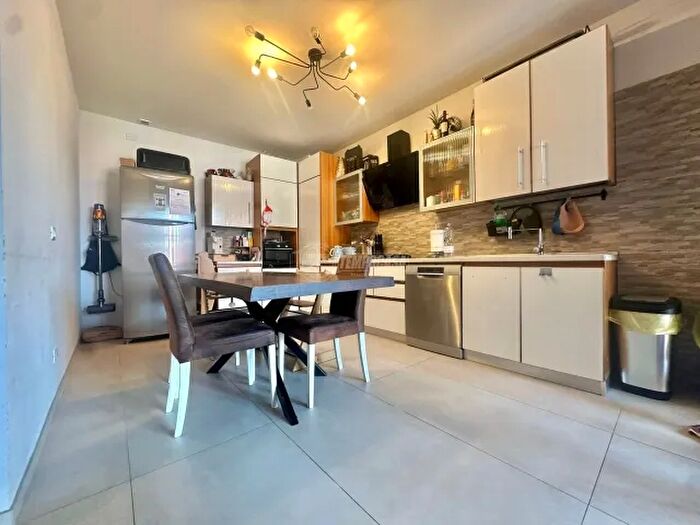 Appartamento con 7 locali in vendita in Via Risorgimento, Peschiera Del Garda