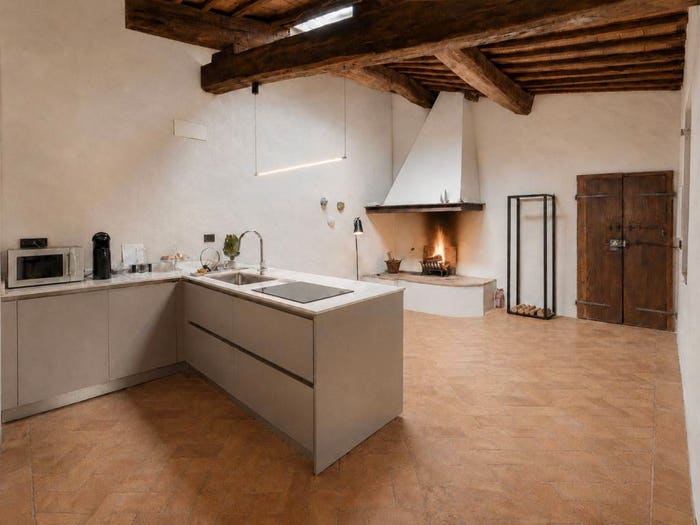 Appartamento trilocale in vendita in SP, Montalcino