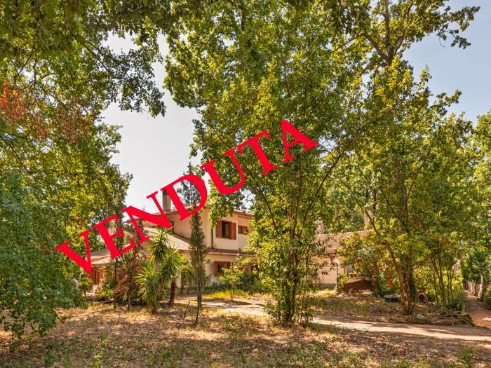 Casa con 6 locali in vendita in Largo Olgiata, Olgiata, Roma