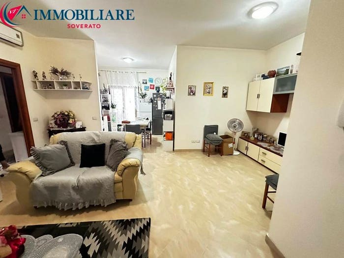 Appartamento trilocale in vendita in Via Pietro Nenni, Satriano