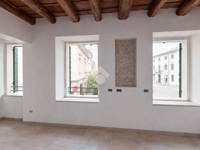 Appartamento bilocale in vendita in Piazza Guglielmo Marconi, Zevio Santa Maria, Zevio