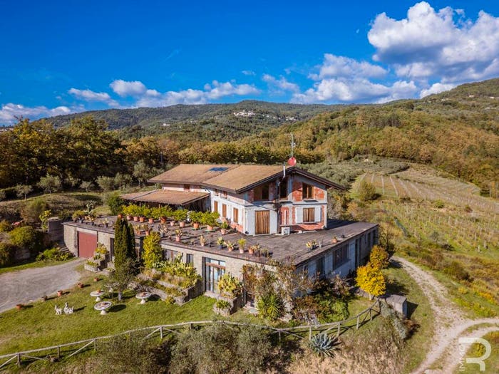 Casa con 6 locali in vendita in Strada Provinciale di Villanova, Fivizzano