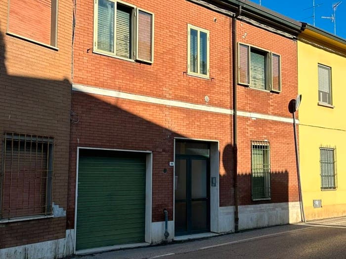 Casa con 6 locali in vendita in Via Sabbionara, Roncalceci Longana, Ravenna