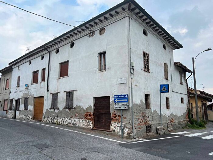 Casa in vendita in Viale Alessandro Manzoni, Centro, Codogno