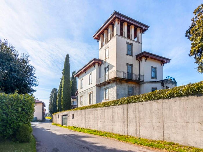 Casa con 6 locali in vendita in Via Sandro Fumagalli, Centro, Inverigo
