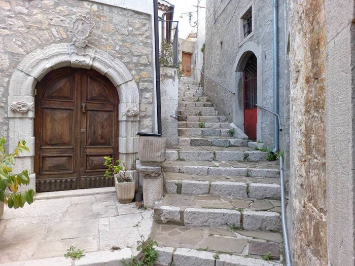 Appartamento con 6 locali in vendita in Via Alessandro Manzoni, San Fele