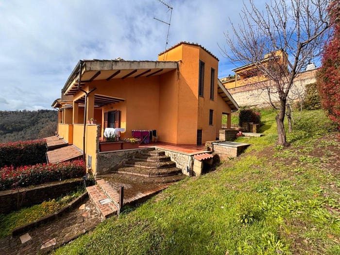 Casa con 5 locali in vendita in Via di Valle Ioro, Castelnuovo di Porto