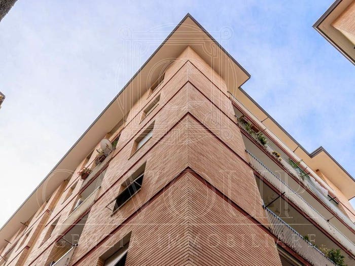Appartamento quadrilocale in vendita in Via Vinelli Fortunato, Centro Storico, Chiavari