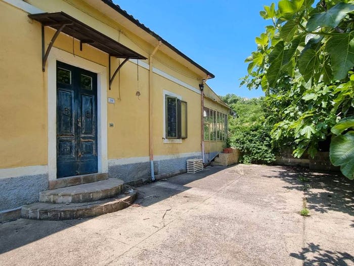Casa con 5 locali in vendita in Contrada Acquasanta, Vacri