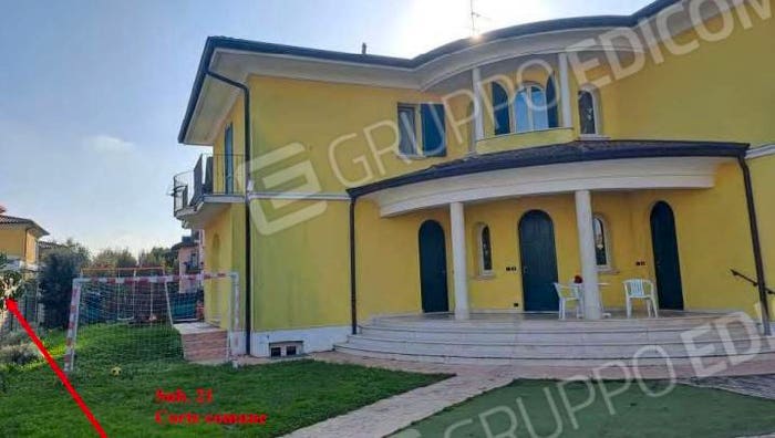 Appartamento con 5 locali in vendita in Via Tommaso Masaccio, Centro, Orzinuovi
