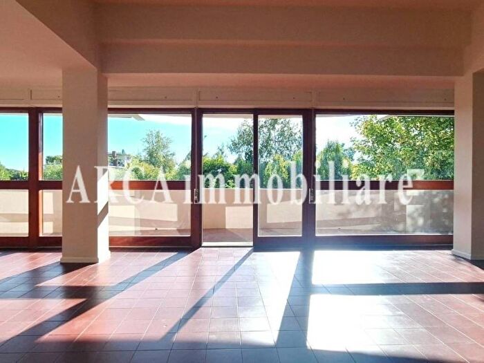 Appartamento quadrilocale in vendita in Ripa Pozzi Querceta Ponterosso, Seravezza