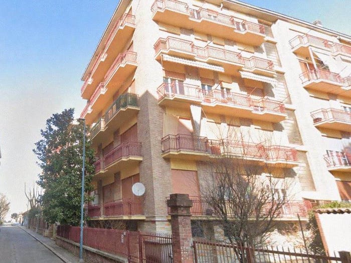 Appartamento con 6 locali in vendita in Via Duca d'Aosta, Corso Torino, Asti