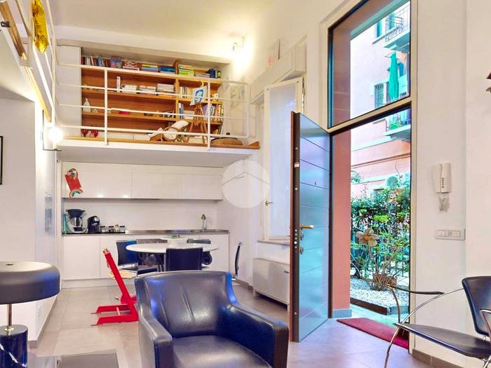 Appartamento trilocale in vendita in via Ampere, Casoretto, Milano