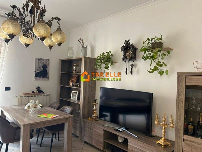 Appartamento trilocale in vendita in Via San Francesco, Centro, Marigliano